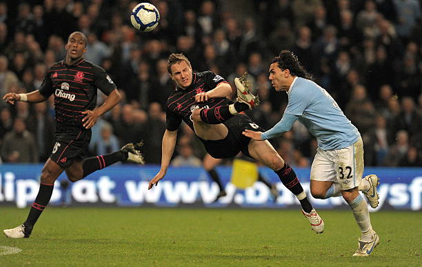 着球队的成 着球队的成